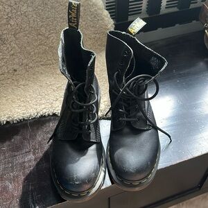 Dr. Marten Leather Boots 13512
